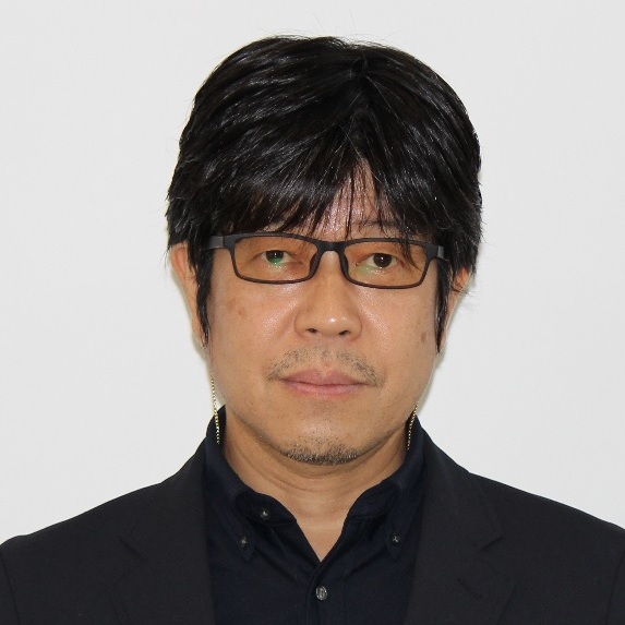 市坪　哲